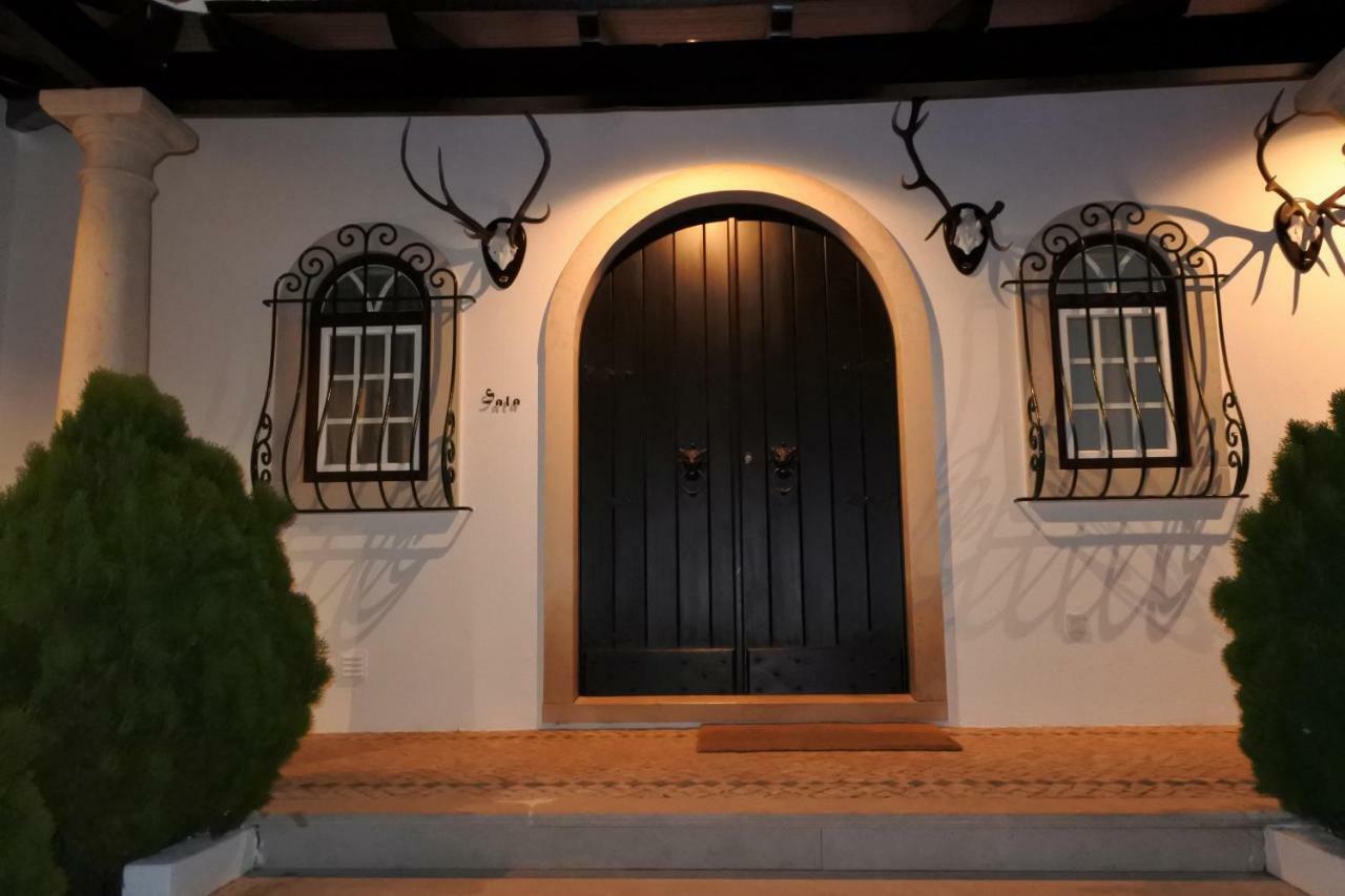 Casa Da Eira Guest House Cadaval Bagian luar foto